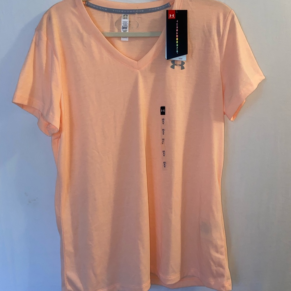 UNDER ARMOUR V NECK TSHIRT